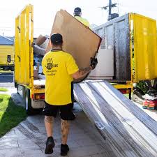 Best Yard Waste Removal  in La Riviera, CA